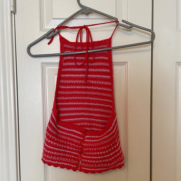 Urban Outfitters Millie Crochet Cropped Halter Top - Picture 5 of 9